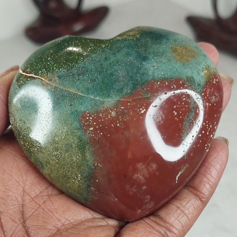 Bloodstone Heart | Energizing & Grounding | Courage, Vitality & Protection
